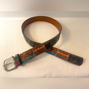 Ladies Fossil Genuine Leather Belt.  40” Length. Vibrant Colors.Great Condition.